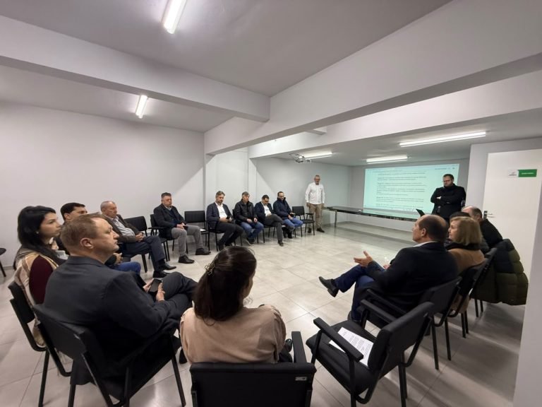 Prefeitos da AMMOC aprovam criação de Consórcio para impulsionar agroindústrias e desburocratizar gestão