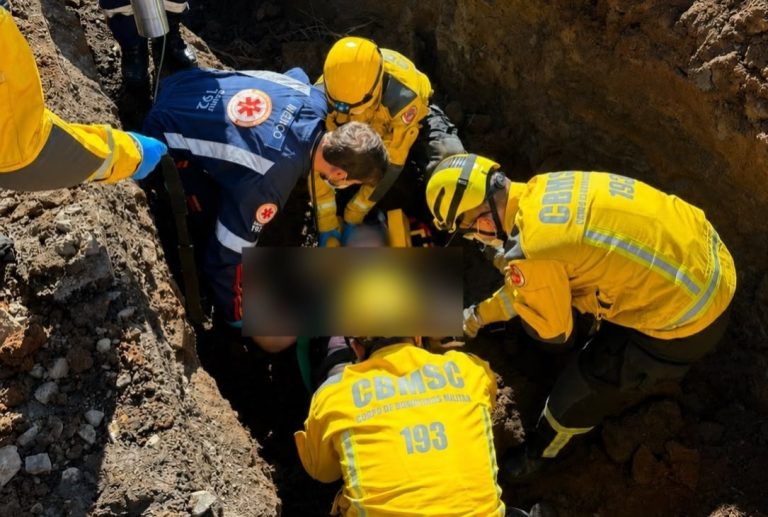 Trabalhador é soterrado em vala durante obra em Curitibanos