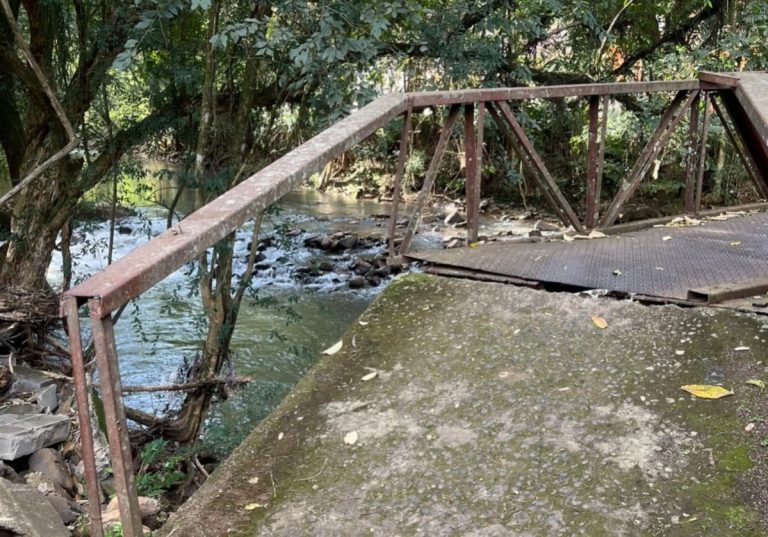 Vereadora pede melhorias em passarela entre os bairros Cruzeiro do Sul e Vila Pedrinha, em Joaçaba