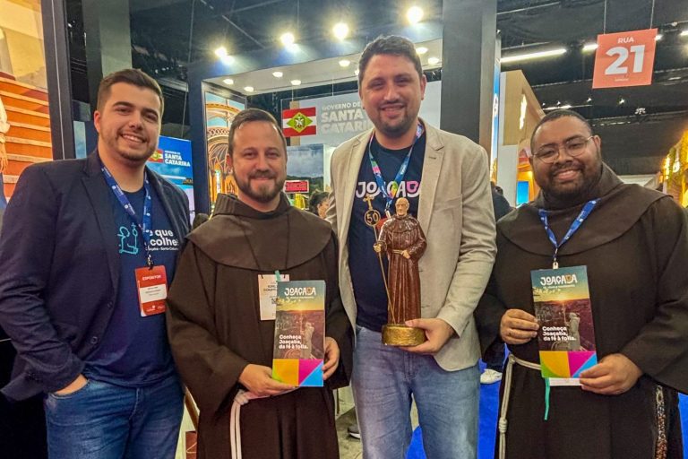 Turismo religioso de Joaçaba é destaque na maior feira católica do mundo