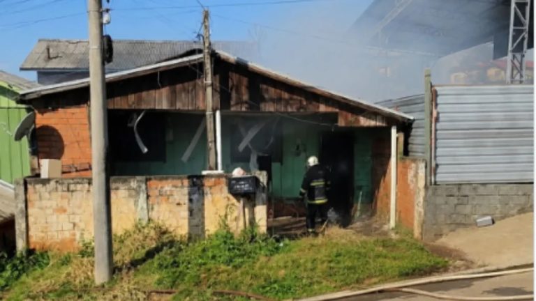 Família perde tudo em incêndio e campanha arrecada doações para recomeçar em Caçador