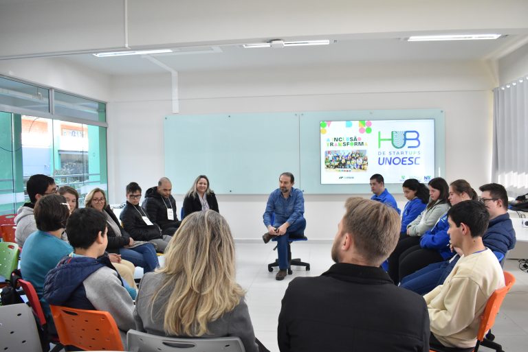 Unoesc promove módulo de empreendedorismo para participantes de programa de inclusão da Copérdia