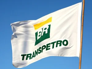 Transpetro lança edital de concurso público com mais de 2.900 vagas e salários de até R$ 15 mil
