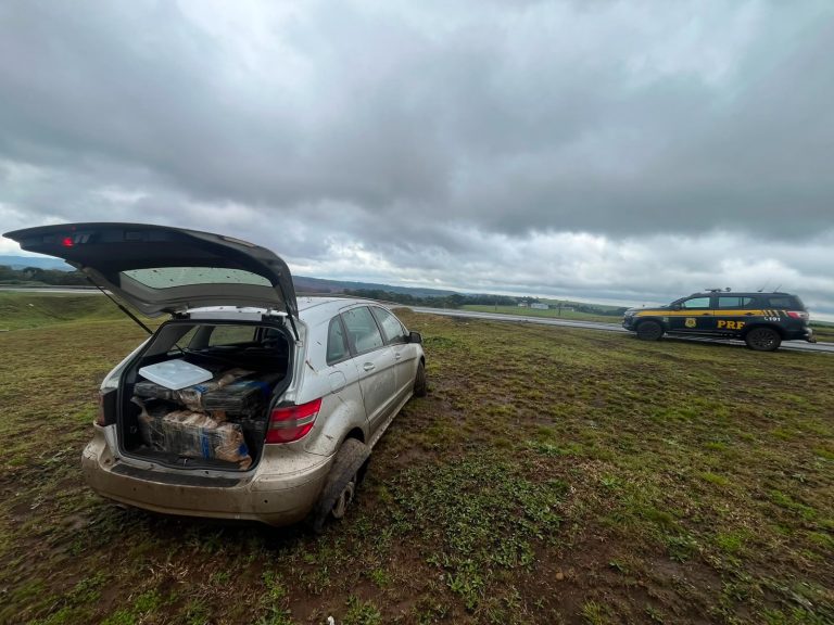 PRF apreende mais de 300 kg de maconha após perseguição na BR-153 em Água Doce