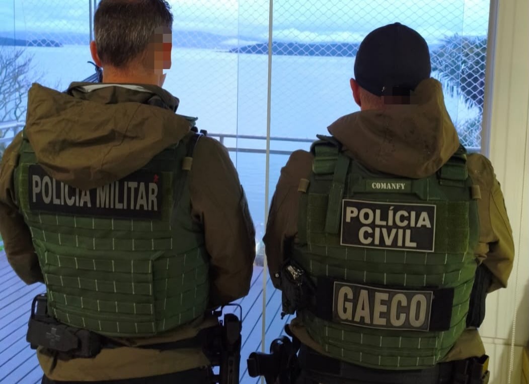 Operação “Patrocínio Fiel” cumpre mandados em Santa Catarina contra grupo investigado por sequestro e tráfico de drogas
