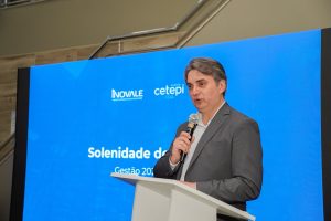 Mircon Becker assume como presidente da Fundação CETEPI
