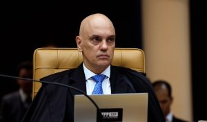 Alexandre de Moraes suspende julgamento da Lei do Javali, de Lucas Neves, no STF