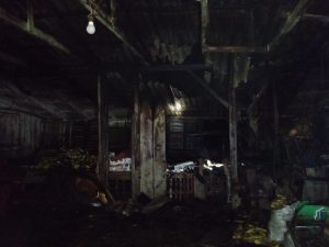 Incêndio atinge edificação agropastoril durante a madrugada no Oeste de SC