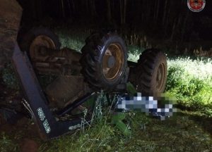 Homem morre após trator tombar no interior de Tangará