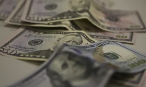 Brasil e Estados Unidos retomam negociações comerciais após aplicação de tarifaços