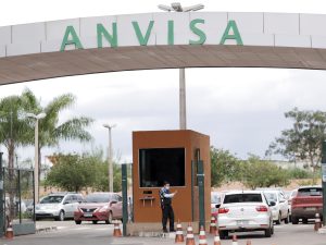 Anvisa retira restrições e permite venda de remédios no iFood, Rappi e Mercado Livre sob novas condições