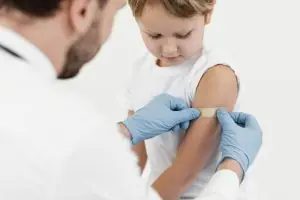 Meningite: vacinação é a principal forma de prevenção contra a forma mais grave da doença