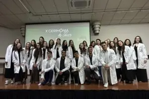 Cerimônia do Jaleco marca o início da trajetória da 46ª turma de Medicina da Unoesc