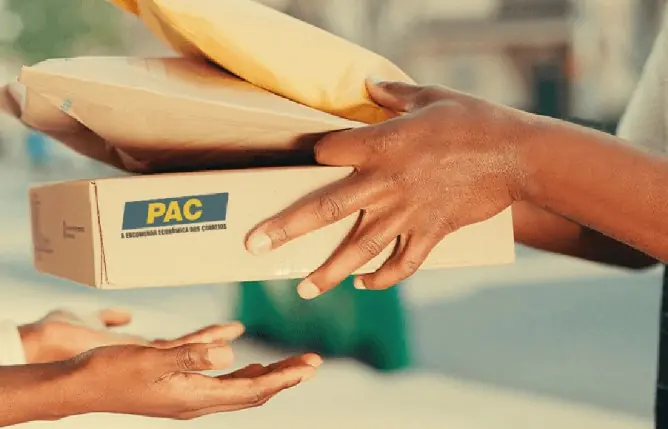 Correios esclarecem entrega de material de campanha eleitoral por carteiros