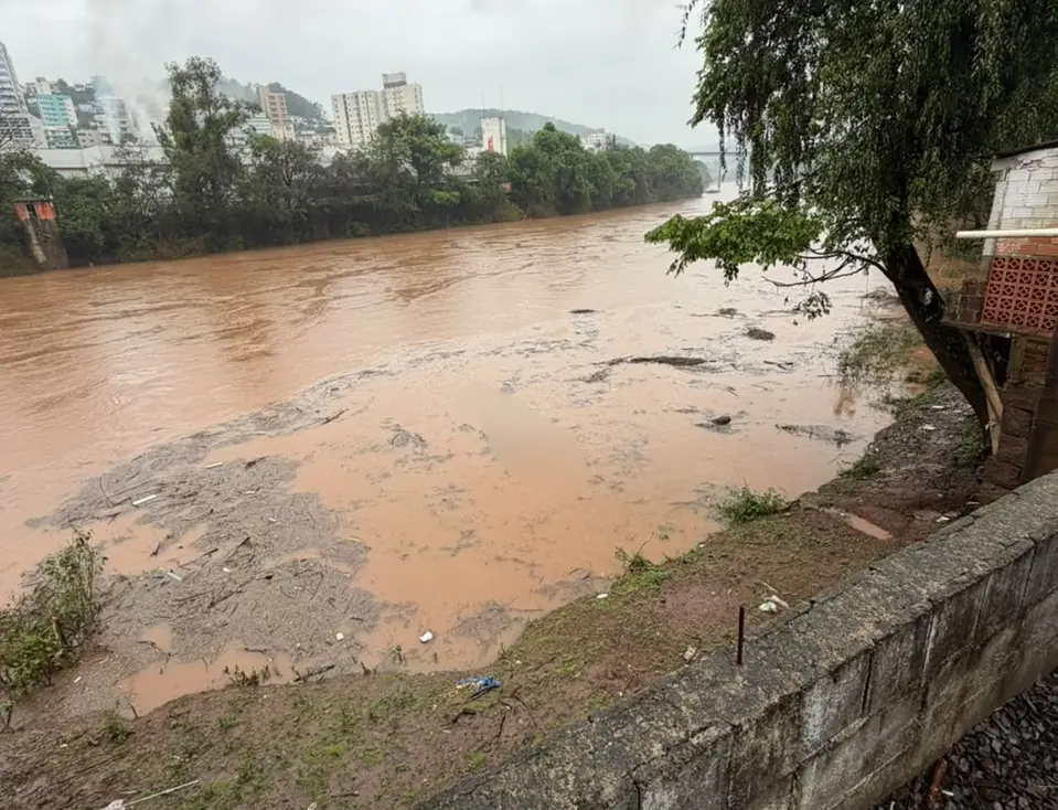 Urgente! Corpo é avistado boiando nas águas do Rio do Peixe