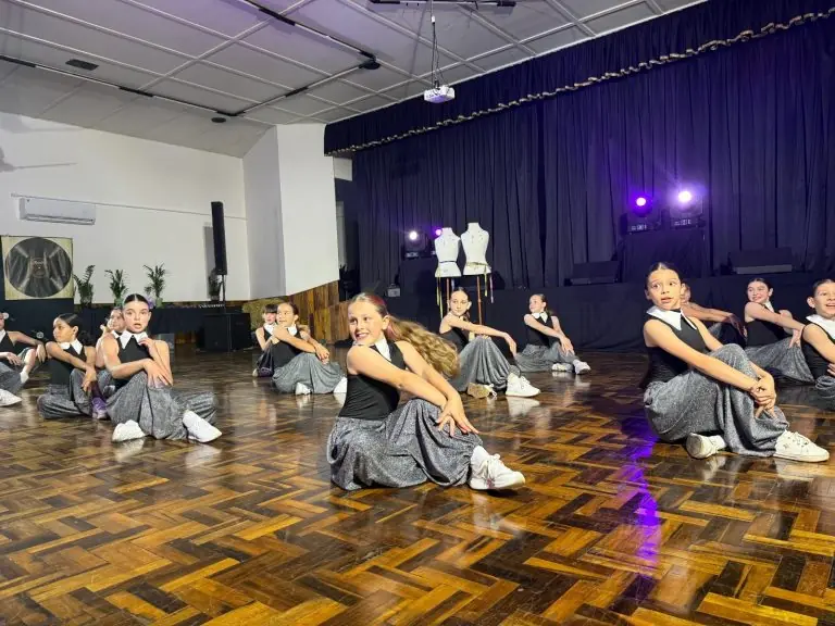 FICA reúne grande público e destaca evolução artística dos estudantes na segunda etapa em Joaçaba