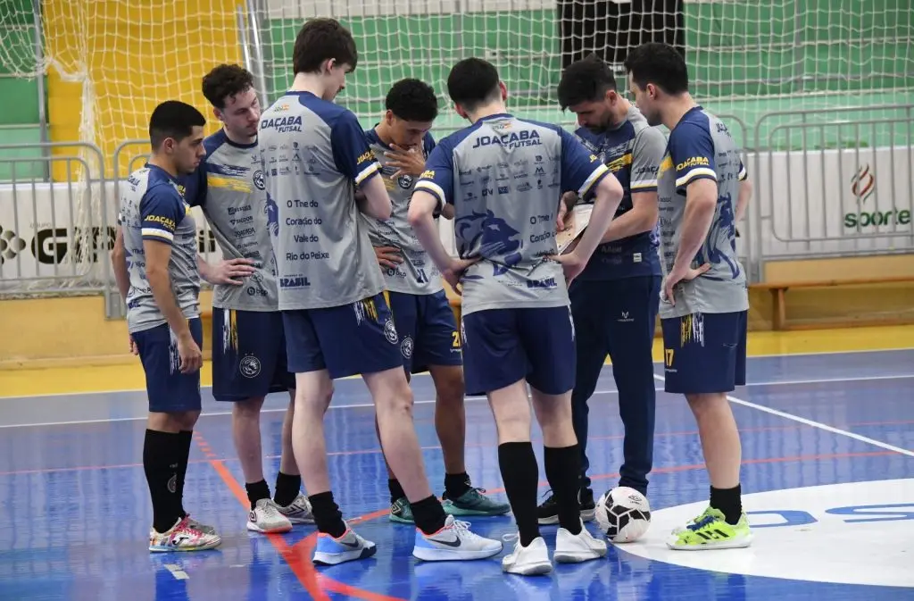 Joaçaba Futsal enfrenta o Rio do Sul pelo jogo de ida das quartas de final do Catarinense