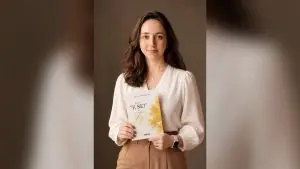 Escritora da região apresenta livro que aborda ansiedade, maternidade e fé e convida leitores a florescer em meio às incertezas