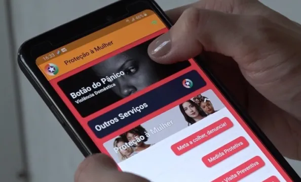 Mulher aciona botão do pânico após ex invadir residência e levar veículo
