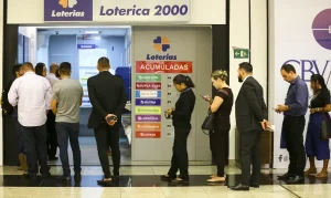 Mega-Sena acumulada sorteia prêmio de R$ 112 milhões neste domingo