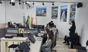 Acusado de tentar matar companheira grávida a facadas vai a júri popular em Capinzal