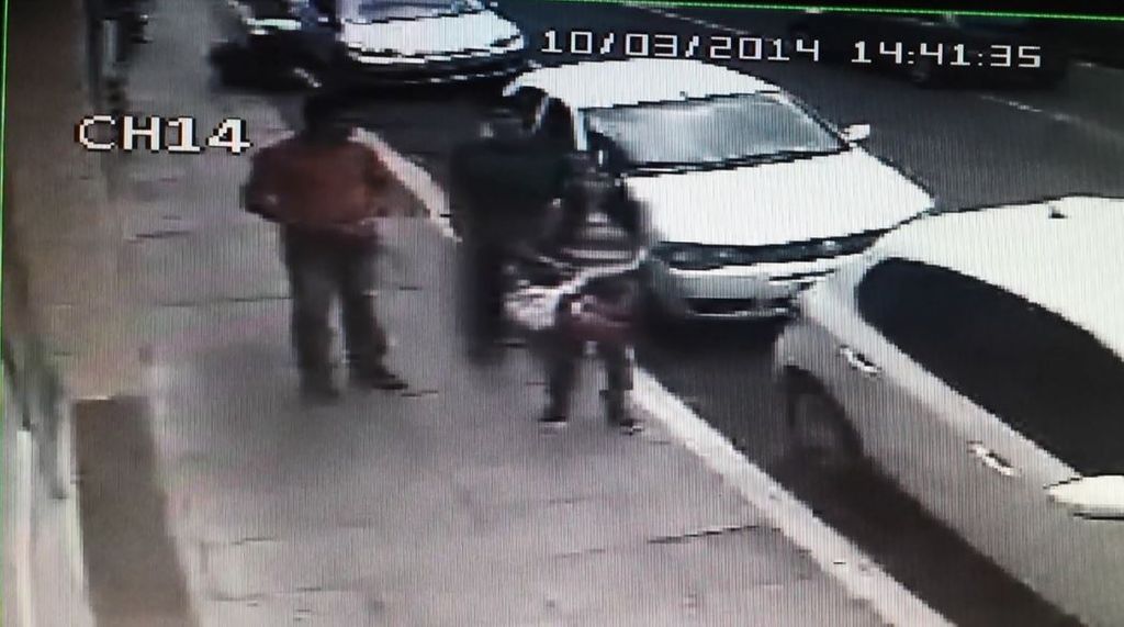 Vídeo mostra golpe sendo aplicado em Joaçaba