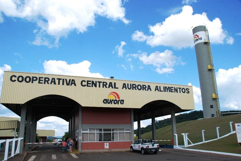 Governador e Ministro na reinauguração da Aurora