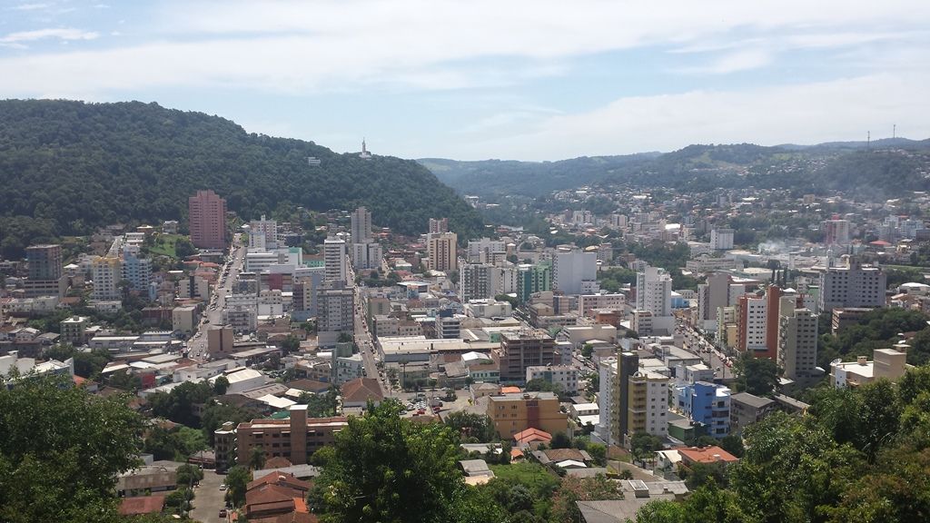 Câmara fez pesquisa da qualidade do sinal do celular