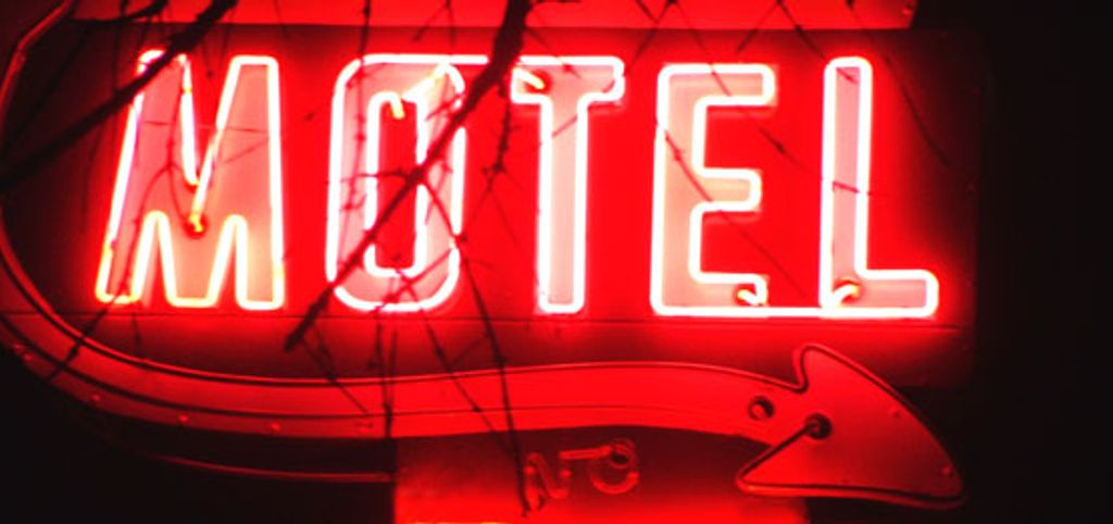 Homem morrem em motel após ficar intoxicado por fumaça