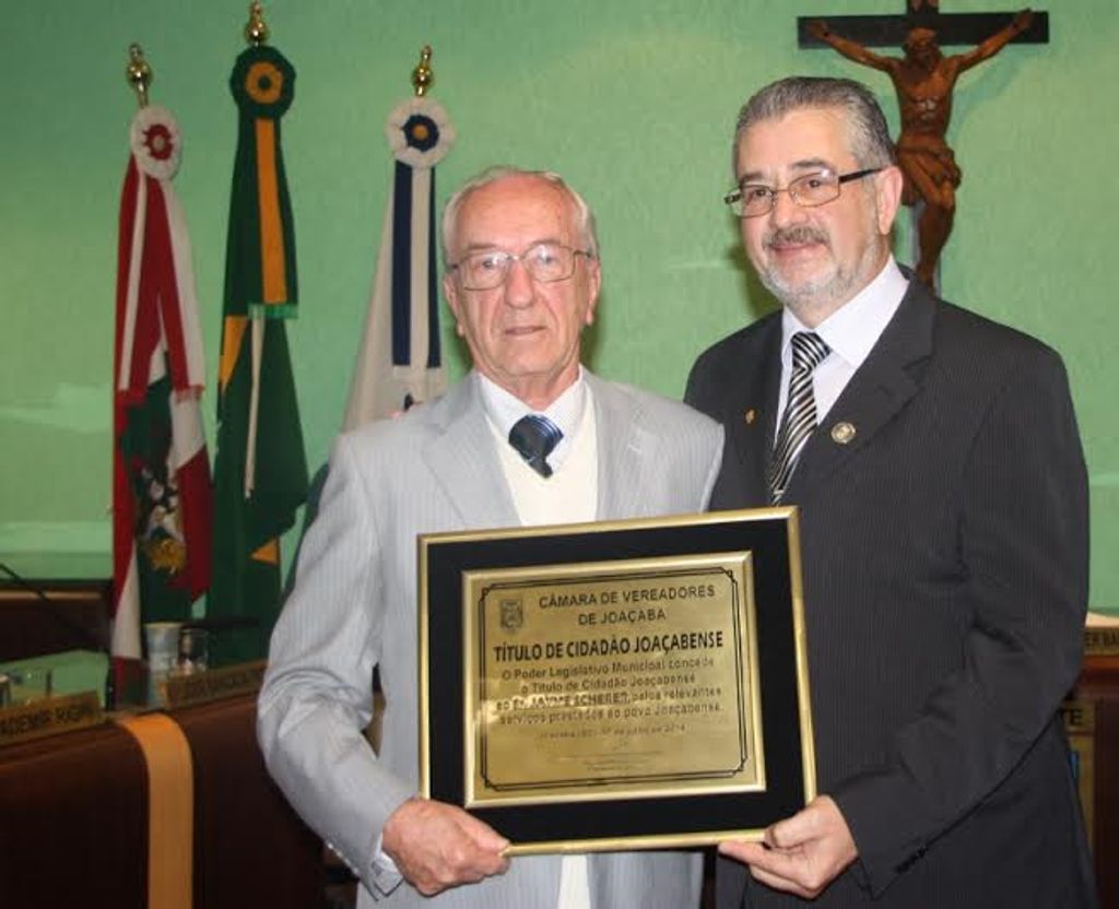 Jayme Scherer recebe o título de Cidadão Joaçabense
