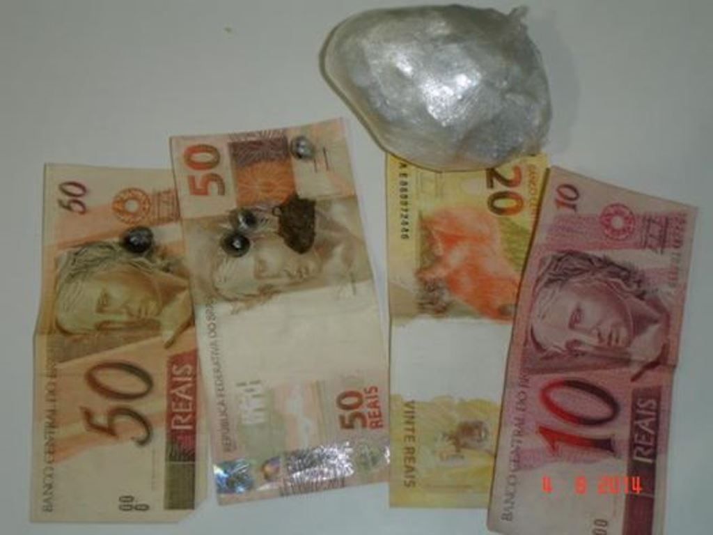 Jovem é preso com droga no Centro de Treze Tílias