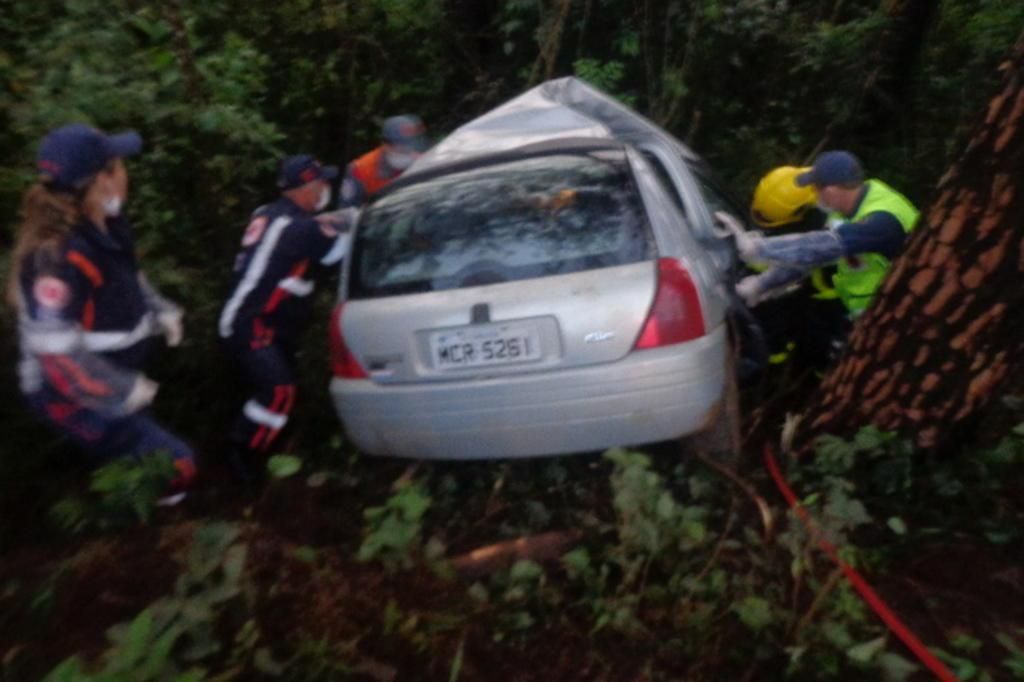 Mãe grávida morre e bebê sobrevive a acidente no Oeste