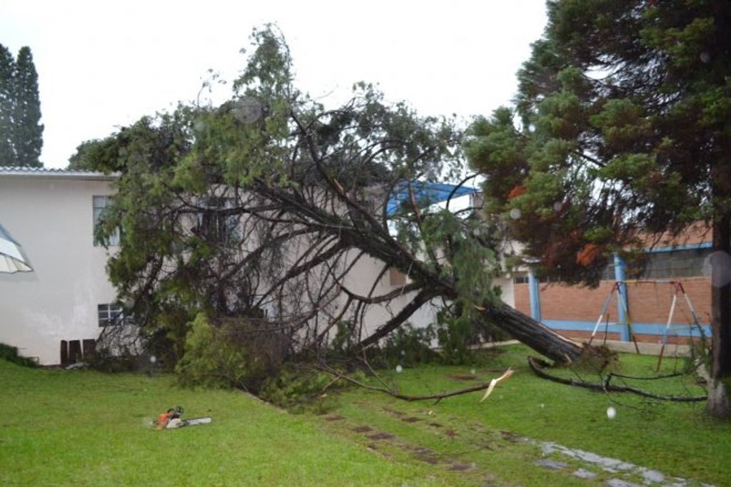 Forte temporal castigou o Oeste catarinense