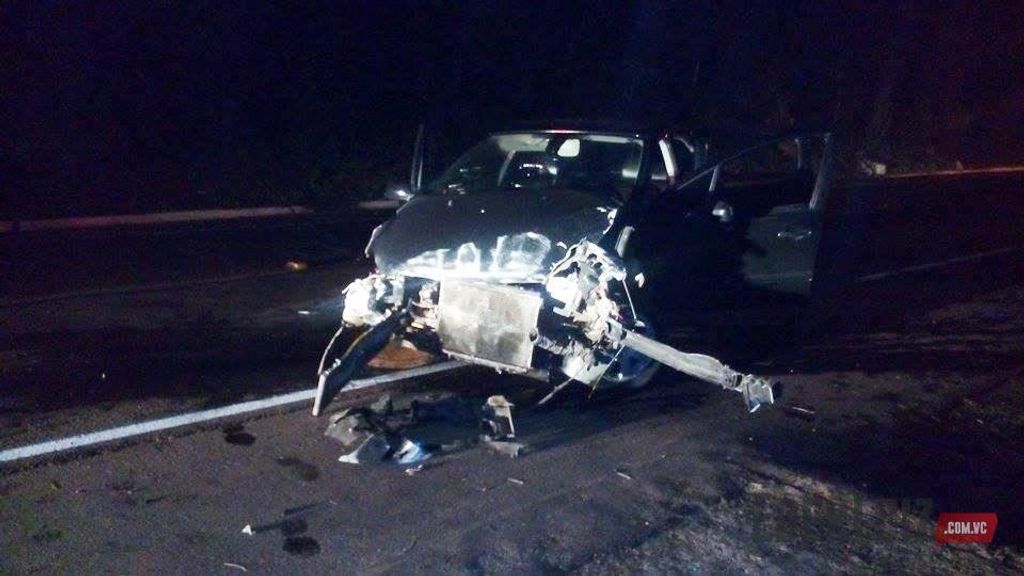 Carro derruba muro em acidente na Santa Terezinha
