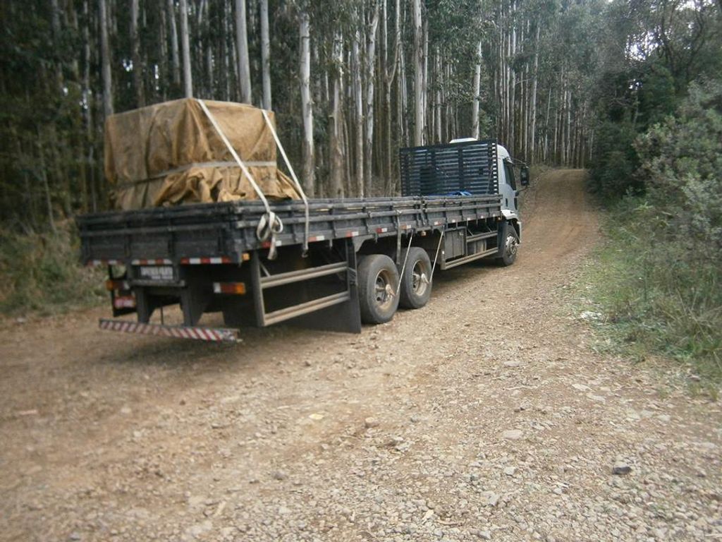 Caminhoneiro é assaltado no trevão de Irani