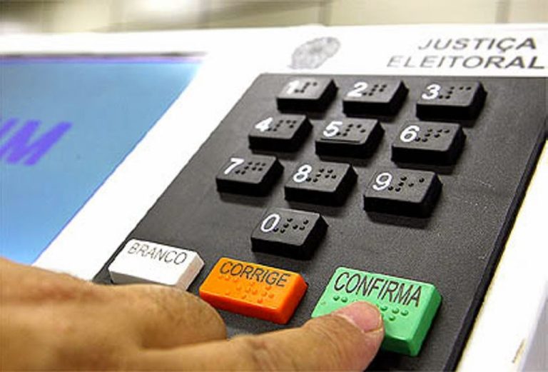 Conheça as condutas que são vedadas e permitidas nas eleições