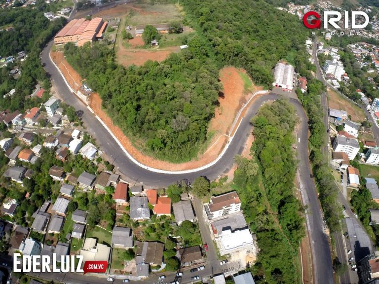 Fiscalização confirma bom andamento das obras no Acesso
