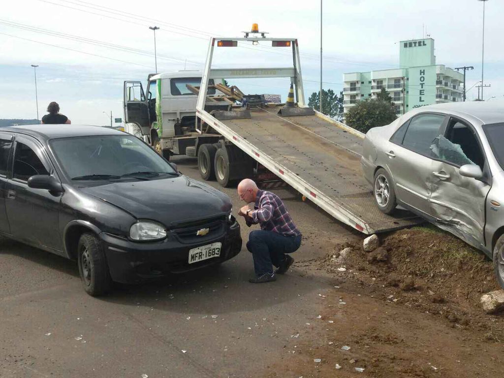 Acidente no trevo da Reunidas