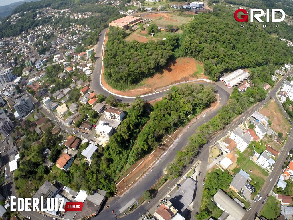 Fotos aéreas mostram como estão as obras no Acesso Adolfo Zigelli