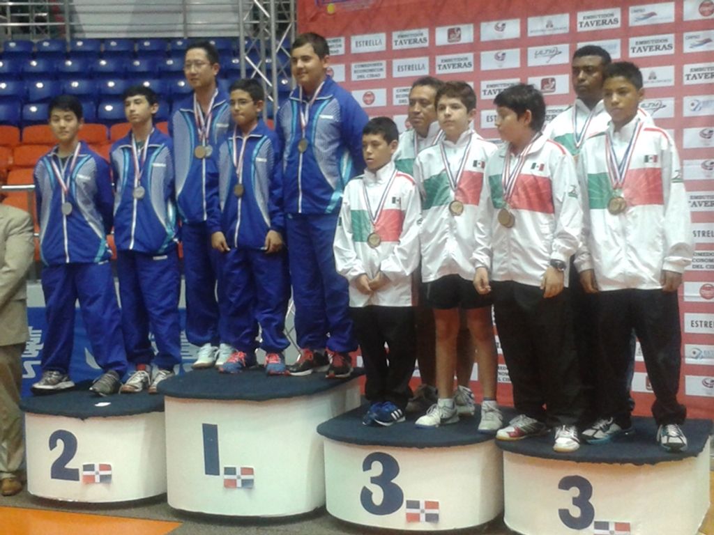 Joaçabense é campeão latino-americano de tênis de mesa