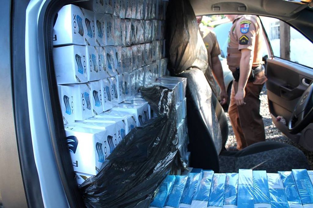 Moradores da região são presos com contrabando no Paraná