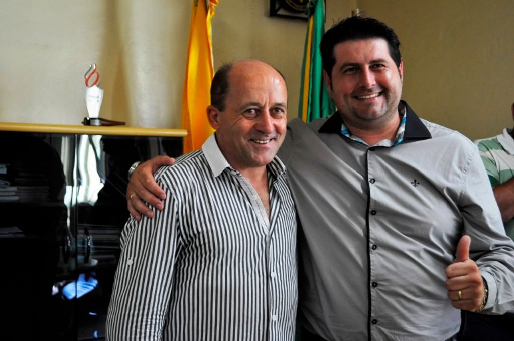 Everton Parisenti assume cargo de prefeito em Herval d’Oeste por 10 dias