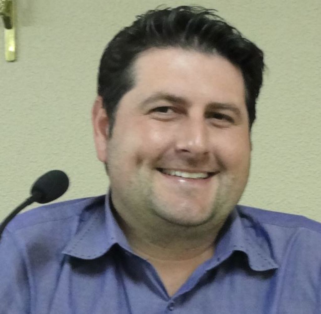 Everton Parisenti reassume a presidência do Legislativo Municipal