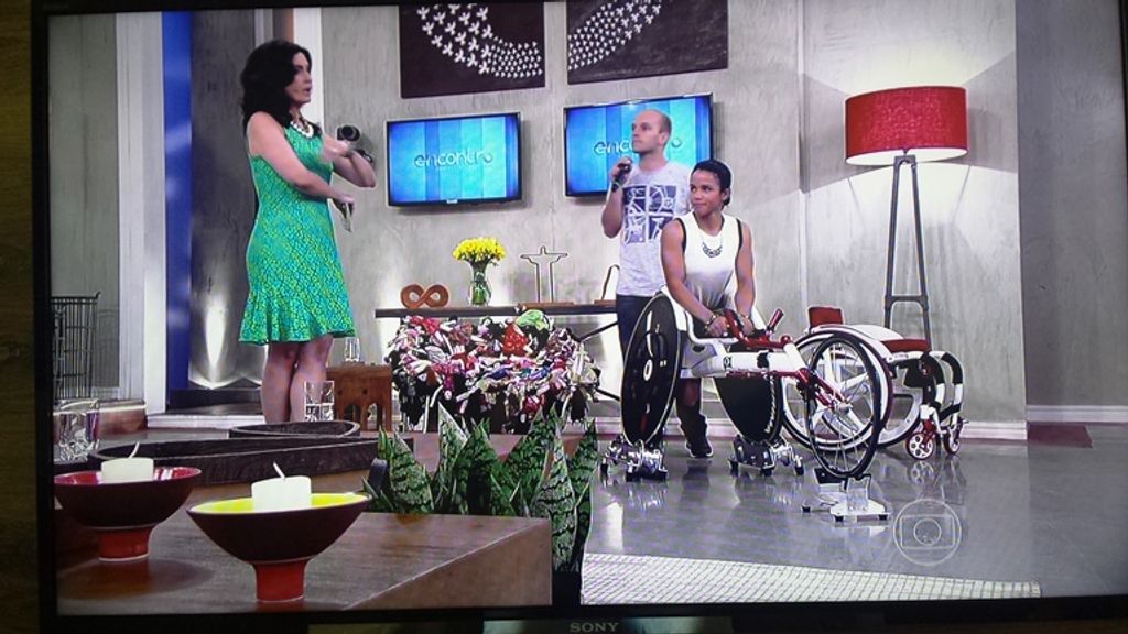 Paratleta Aline Rocha e técnico Fernando Orso participam de programa na Rede Globo