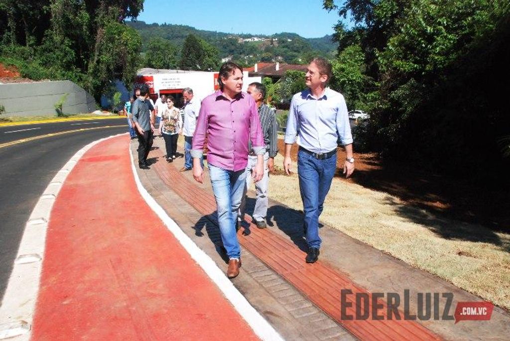 Ato marcou a abertura do primeiro trecho da obra do Acesso Adolfo Zigelli
