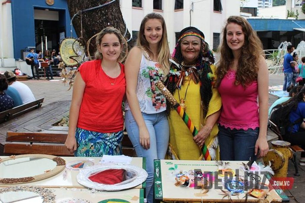 Dia Nacional da Consciência Negra é lembrado por alunos do colégio Celso Ramos