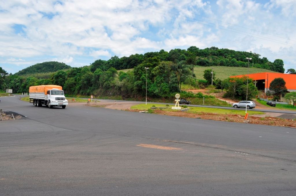 Trevo de acesso à Herval d’ Oeste na BR 282 deve ser entregue até o dia 28 de fevereiro
