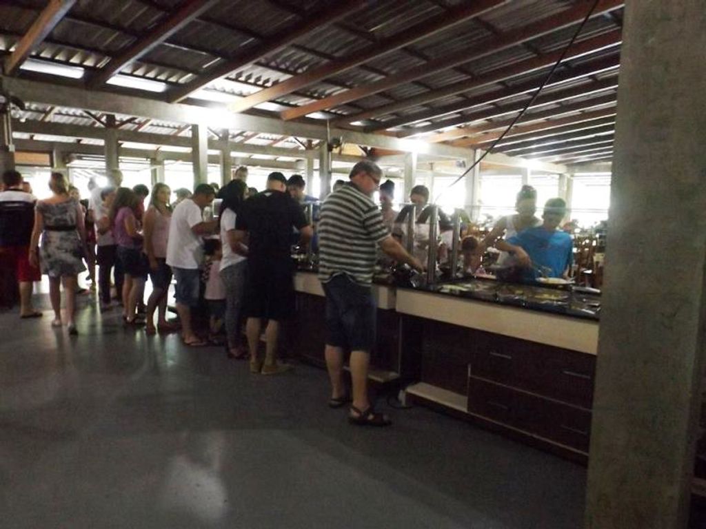 Pesque Pague Colinas atende neste dia 1º com buffet a base de peixes