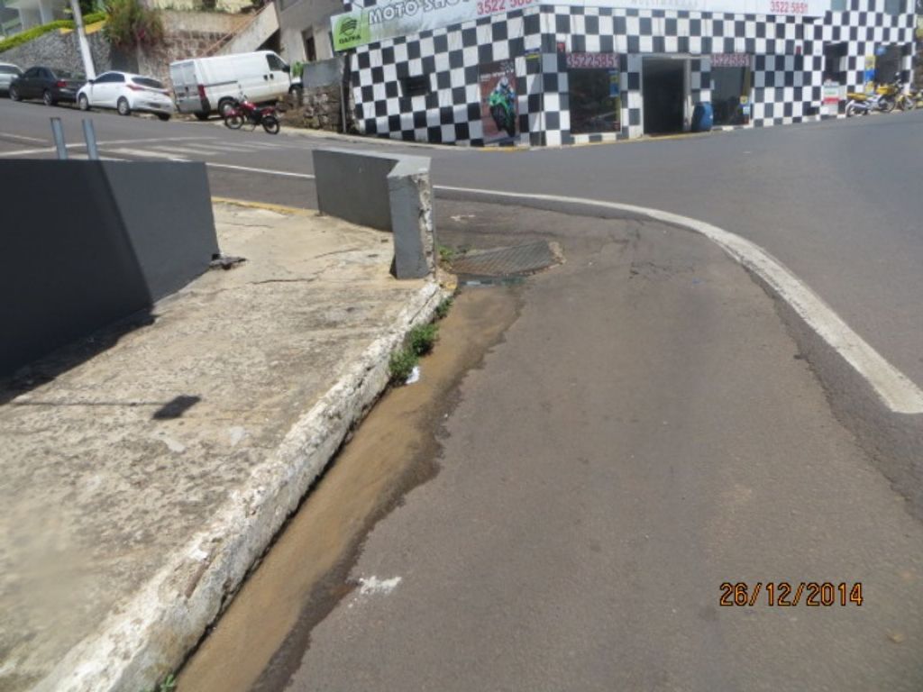 Moradores reclamam de situação de rua no Centro