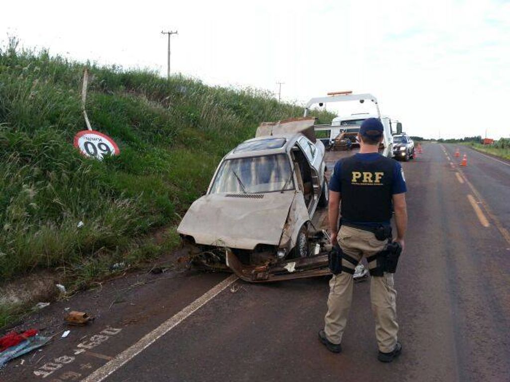 Condutor é arremessado a 100 metros de distância em acidente no Oeste